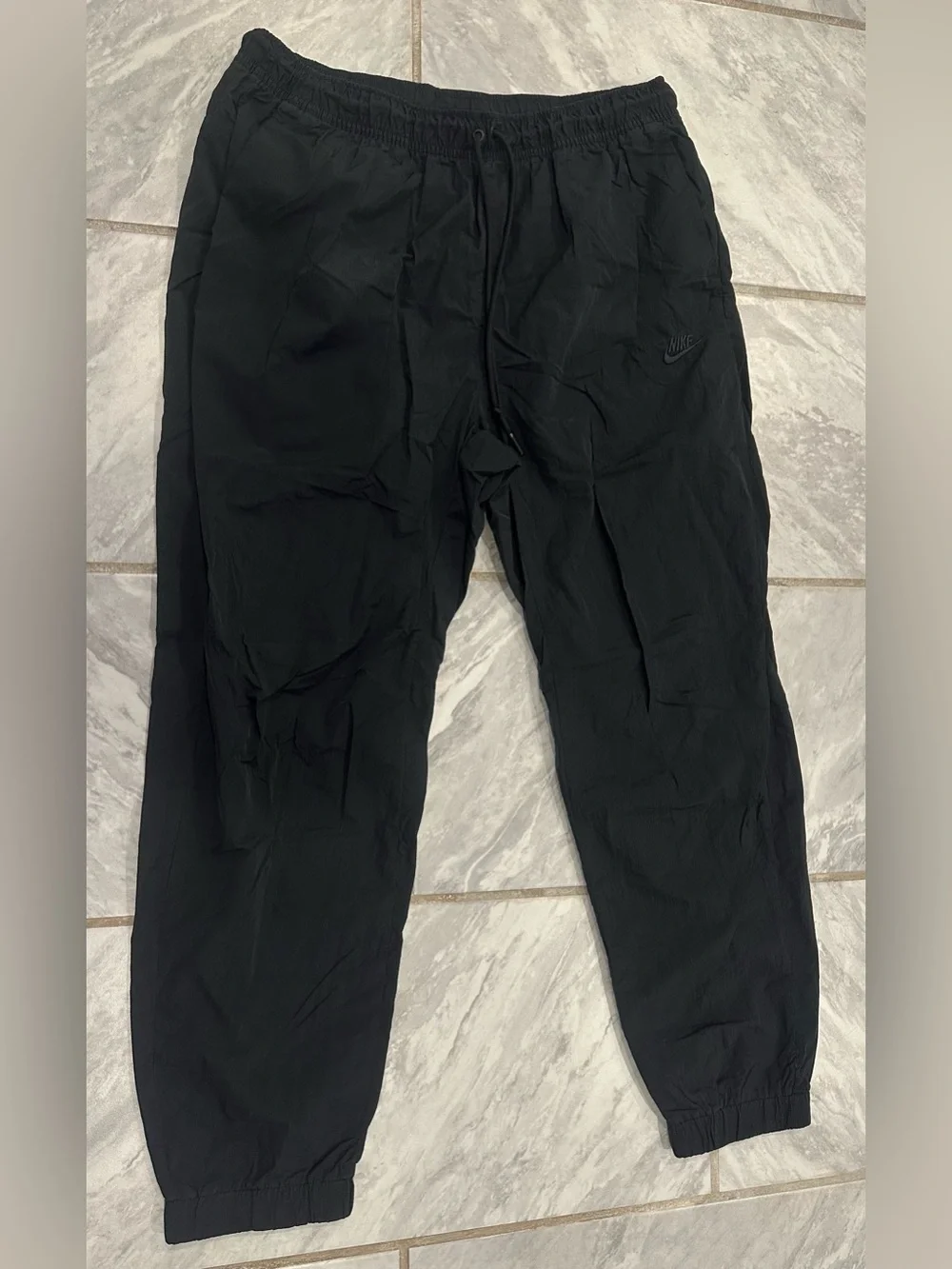 Nike Men’s Black Windbreaker Joggers Size XL FZ0758-01 With Stain